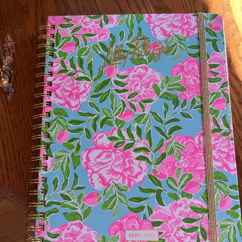 Lilly Pulitzer Jumbo 17 month planner